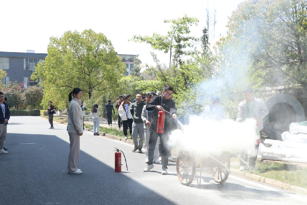 憶源科技开展消防安全实战演练 